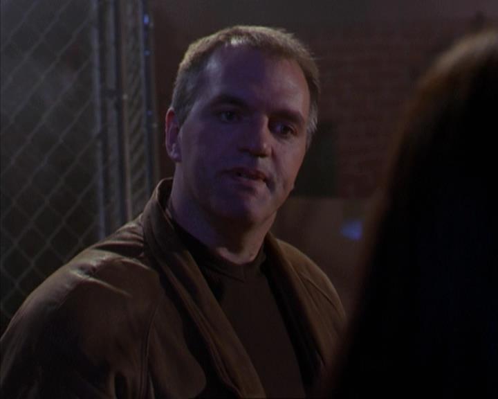 Charmed-Online-dot-net_309SleuthingWithTheEnemy1589.jpg Charmed-Online-dot-net_309SleuthingWithTheEnemy1589.jpg