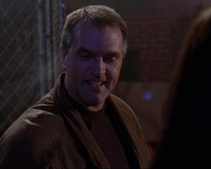 Charmed-Online-dot-net_309SleuthingWithTheEnemy1600.jpg Charmed-Online-dot-net_309SleuthingWithTheEnemy1600.jpg