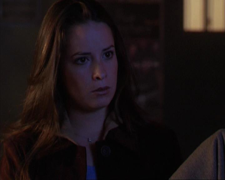 Charmed-Online-dot-net_309SleuthingWithTheEnemy1626.jpg