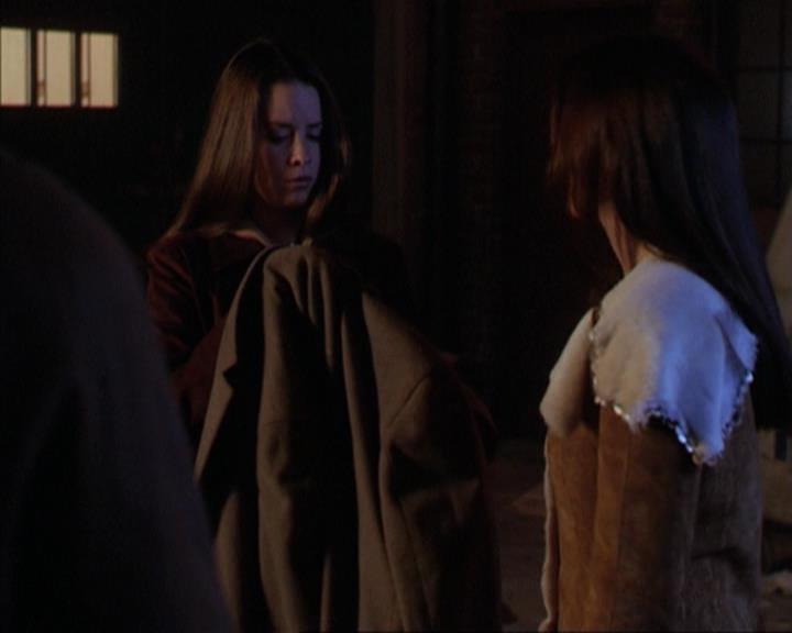 Charmed-Online-dot-net_309SleuthingWithTheEnemy1643.jpg