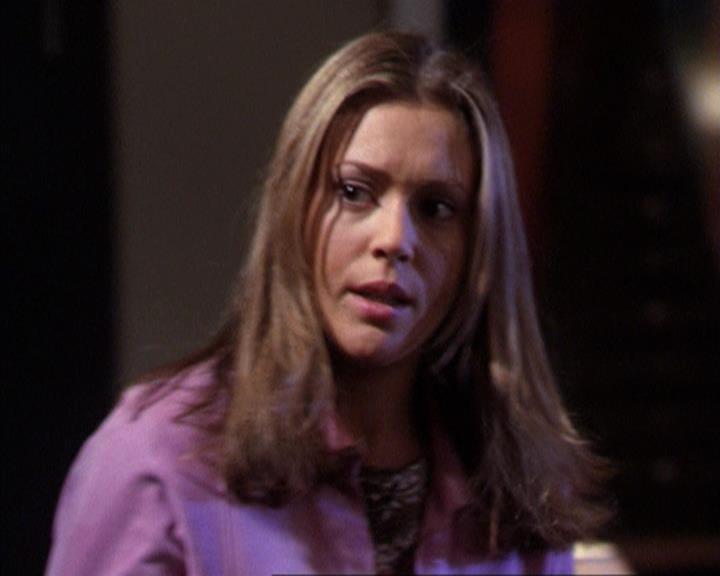 Charmed-Online-dot-net_309SleuthingWithTheEnemy1675.jpg Charmed-Online-dot-net_309SleuthingWithTheEnemy1675.jpg