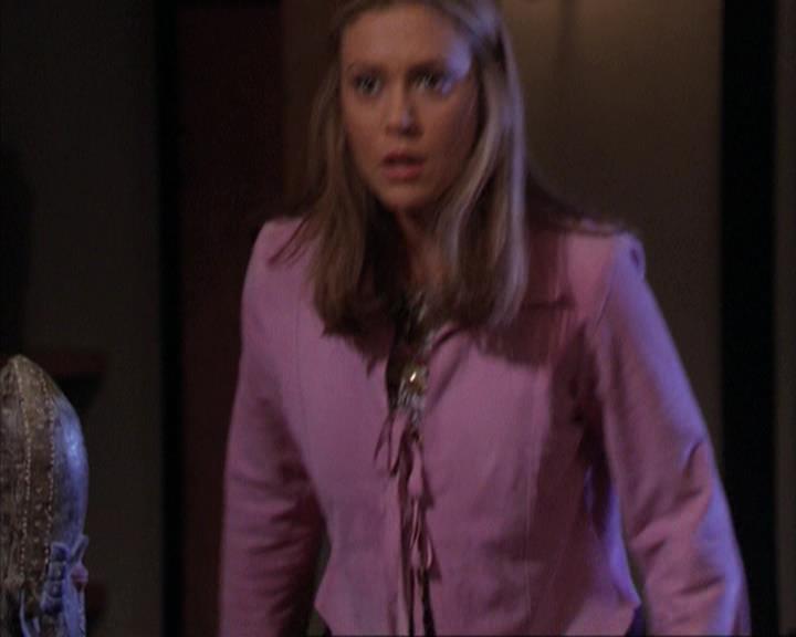 Charmed-Online-dot-net_309SleuthingWithTheEnemy1705.jpg Charmed-Online-dot-net_309SleuthingWithTheEnemy1705.jpg