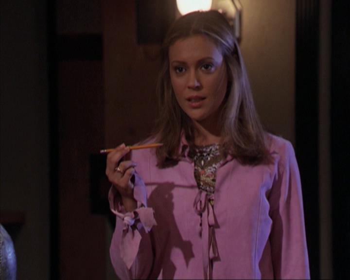 Charmed-Online-dot-net_309SleuthingWithTheEnemy1714.jpg