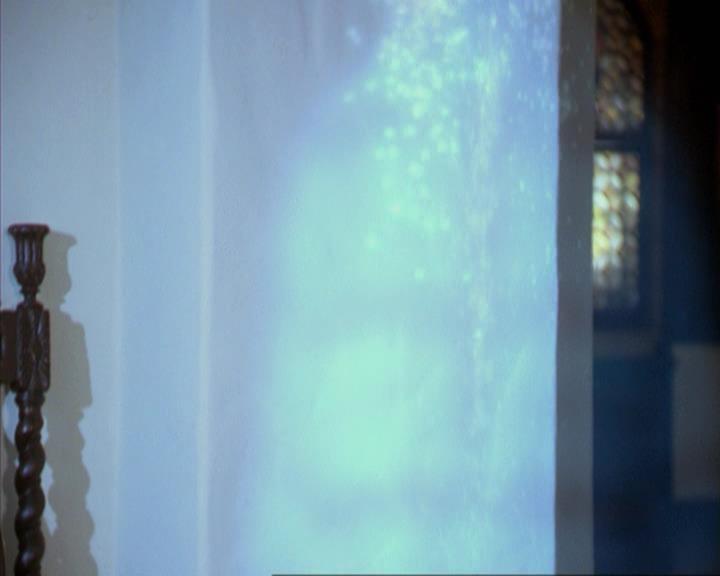 Charmed-Online-dot-net_309SleuthingWithTheEnemy1751.jpg Charmed-Online-dot-net_309SleuthingWithTheEnemy1751.jpg