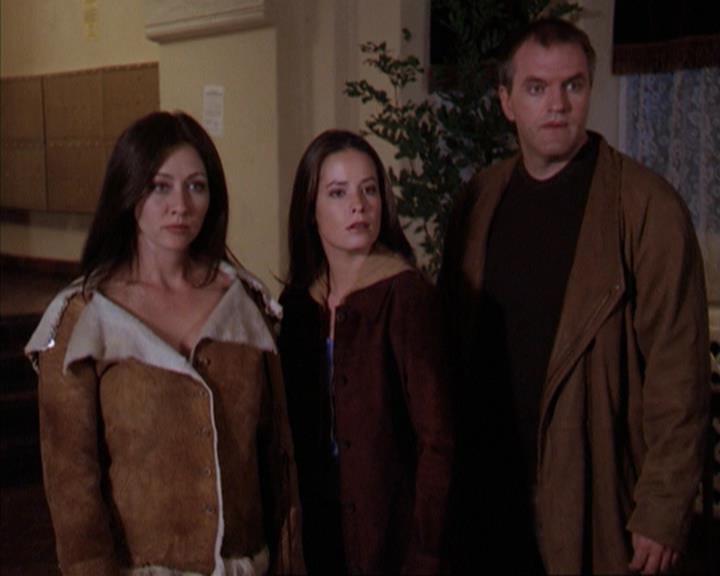 Charmed-Online-dot-net_309SleuthingWithTheEnemy1755.jpg Charmed-Online-dot-net_309SleuthingWithTheEnemy1755.jpg