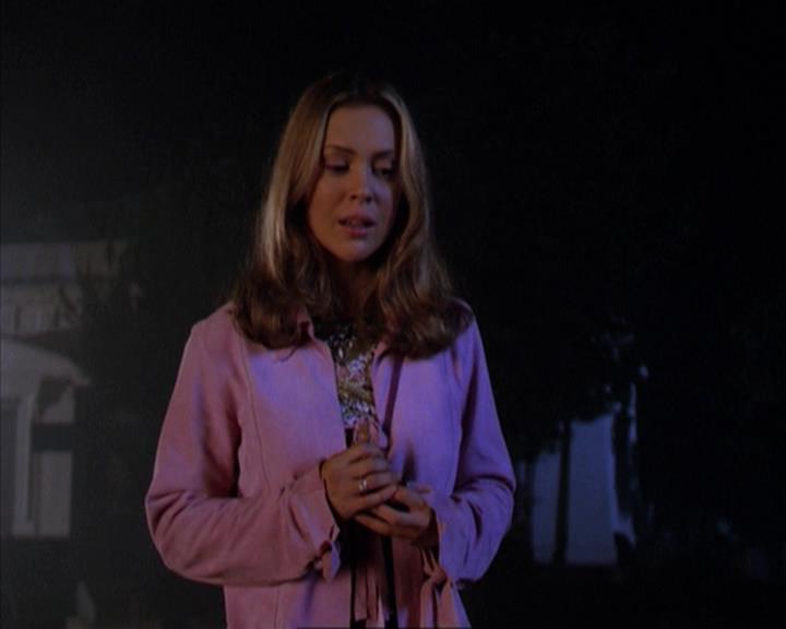 Charmed-Online-dot-net_309SleuthingWithTheEnemy1965.jpg Charmed-Online-dot-net_309SleuthingWithTheEnemy1965.jpg