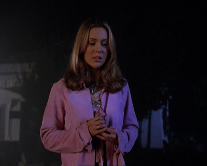 Charmed-Online-dot-net_309SleuthingWithTheEnemy1966.jpg Charmed-Online-dot-net_309SleuthingWithTheEnemy1966.jpg