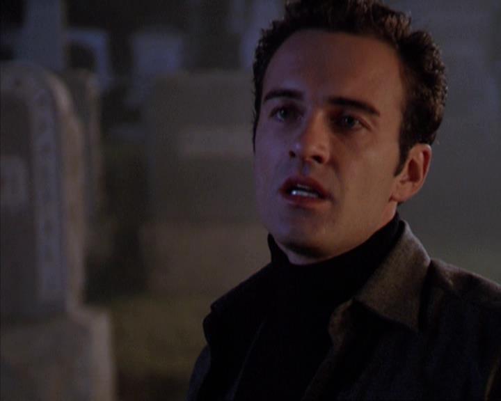 Charmed-Online-dot-net_309SleuthingWithTheEnemy1974.jpg Charmed-Online-dot-net_309SleuthingWithTheEnemy1974.jpg