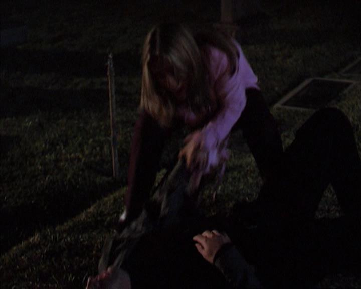 Charmed-Online-dot-net_309SleuthingWithTheEnemy2105.jpg Charmed-Online-dot-net_309SleuthingWithTheEnemy2105.jpg