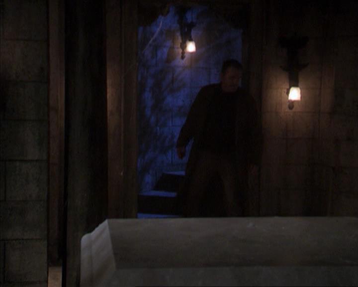 Charmed-Online-dot-net_309SleuthingWithTheEnemy2130.jpg Charmed-Online-dot-net_309SleuthingWithTheEnemy2130.jpg