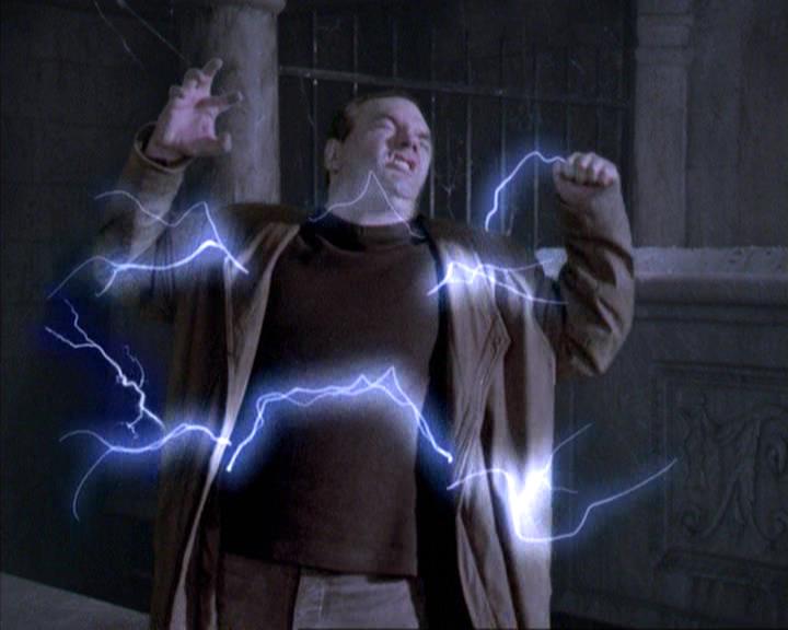 Charmed-Online-dot-net_309SleuthingWithTheEnemy2166.jpg Charmed-Online-dot-net_309SleuthingWithTheEnemy2166.jpg