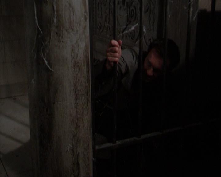 Charmed-Online-dot-net_309SleuthingWithTheEnemy2173.jpg Charmed-Online-dot-net_309SleuthingWithTheEnemy2173.jpg