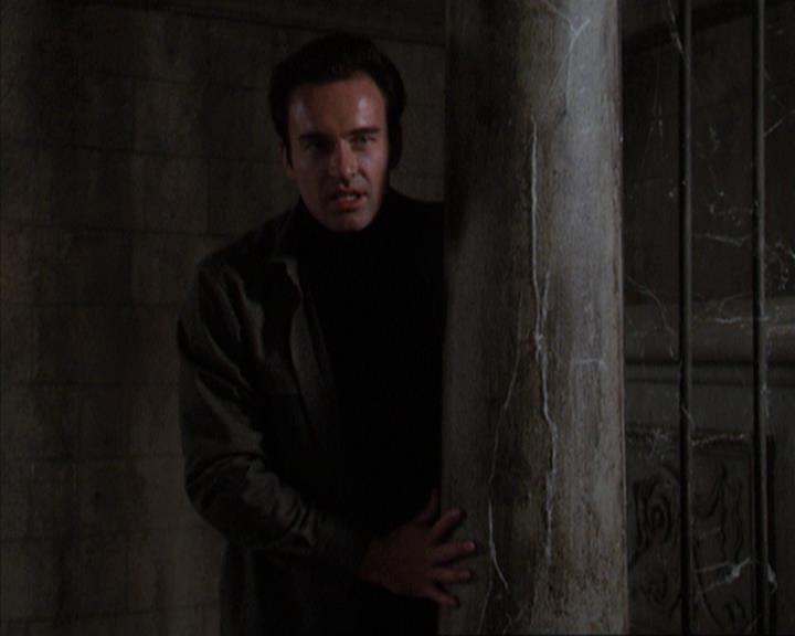 Charmed-Online-dot-net_309SleuthingWithTheEnemy2177.jpg Charmed-Online-dot-net_309SleuthingWithTheEnemy2177.jpg