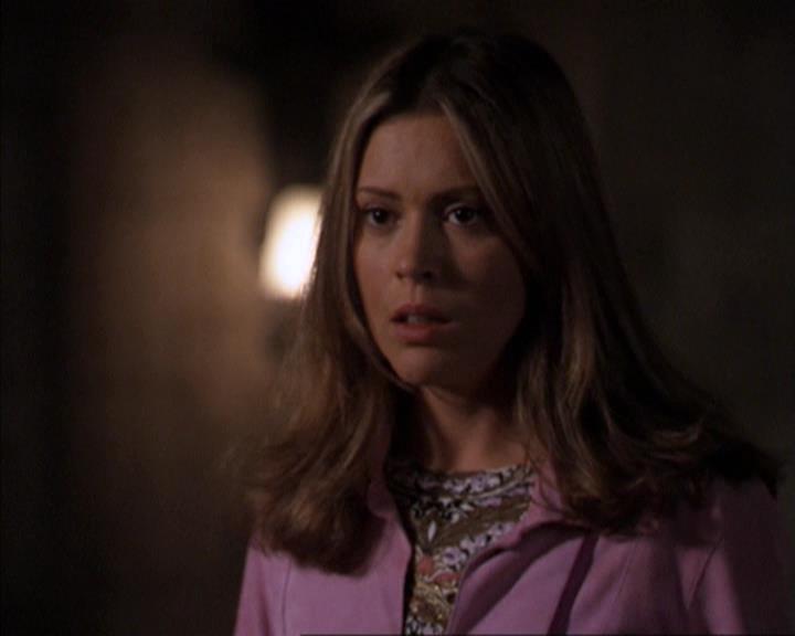 Charmed-Online-dot-net_309SleuthingWithTheEnemy2179.jpg Charmed-Online-dot-net_309SleuthingWithTheEnemy2179.jpg