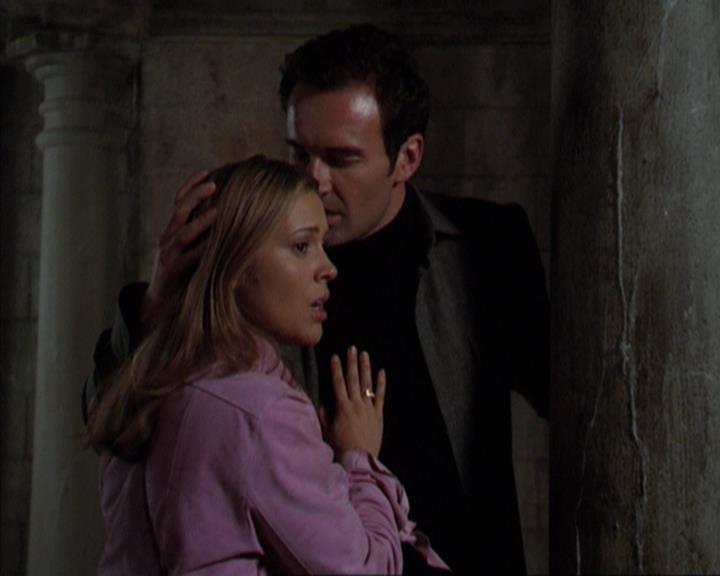 Charmed-Online-dot-net_309SleuthingWithTheEnemy2207.jpg Charmed-Online-dot-net_309SleuthingWithTheEnemy2207.jpg
