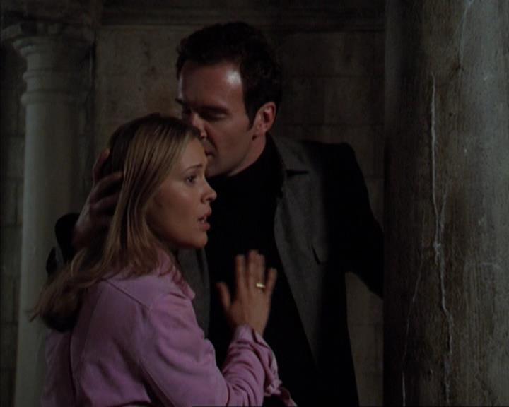 Charmed-Online-dot-net_309SleuthingWithTheEnemy2208.jpg Charmed-Online-dot-net_309SleuthingWithTheEnemy2208.jpg