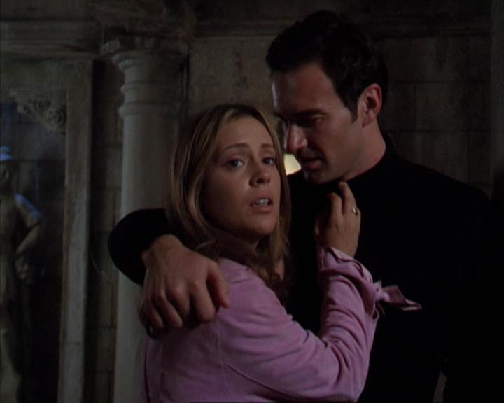 Charmed-Online-dot-net_309SleuthingWithTheEnemy2257.jpg