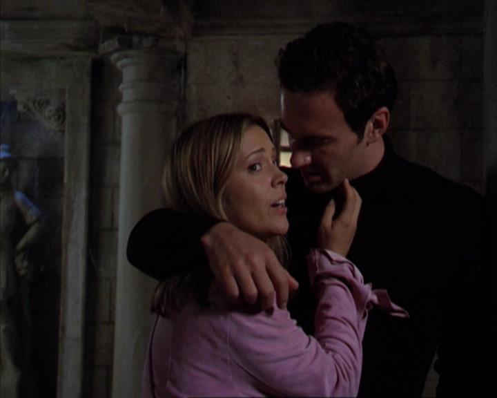 Charmed-Online-dot-net_309SleuthingWithTheEnemy2259.jpg Charmed-Online-dot-net_309SleuthingWithTheEnemy2259.jpg