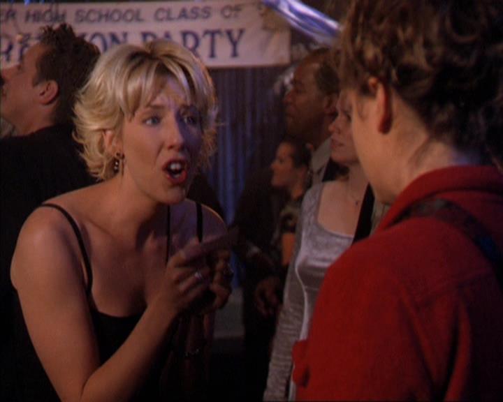 Charmed-Online-dot-309CoyotePiper1825.jpg Charmed-Online-dot-309CoyotePiper1825.jpg