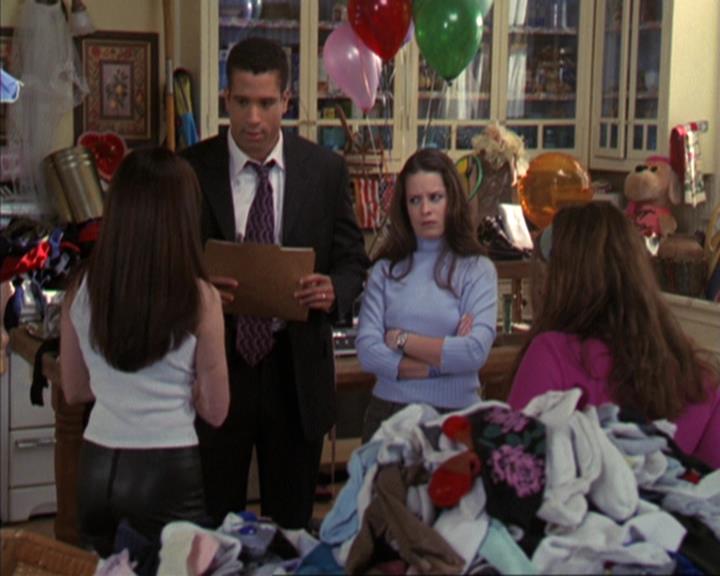 Charmed-Online-dot-312WrestlingWithDemons1188.jpg Charmed-Online-dot-312WrestlingWithDemons1188.jpg