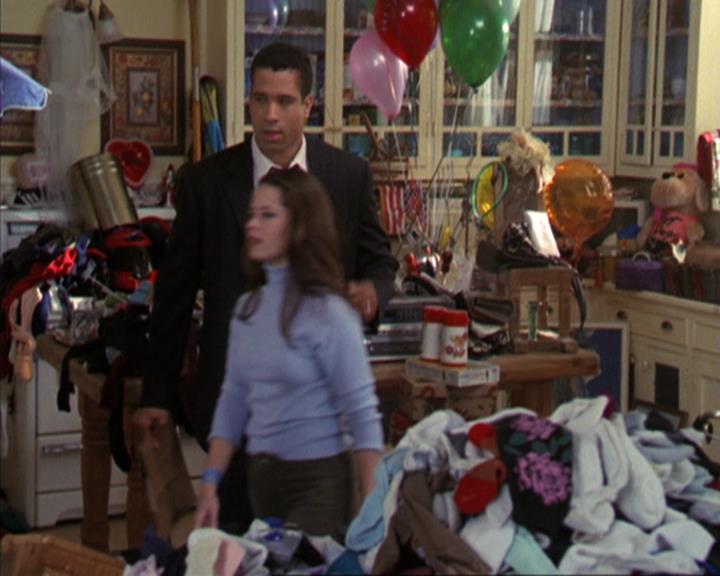 Charmed-Online-dot-312WrestlingWithDemons1192.jpg Charmed-Online-dot-312WrestlingWithDemons1192.jpg