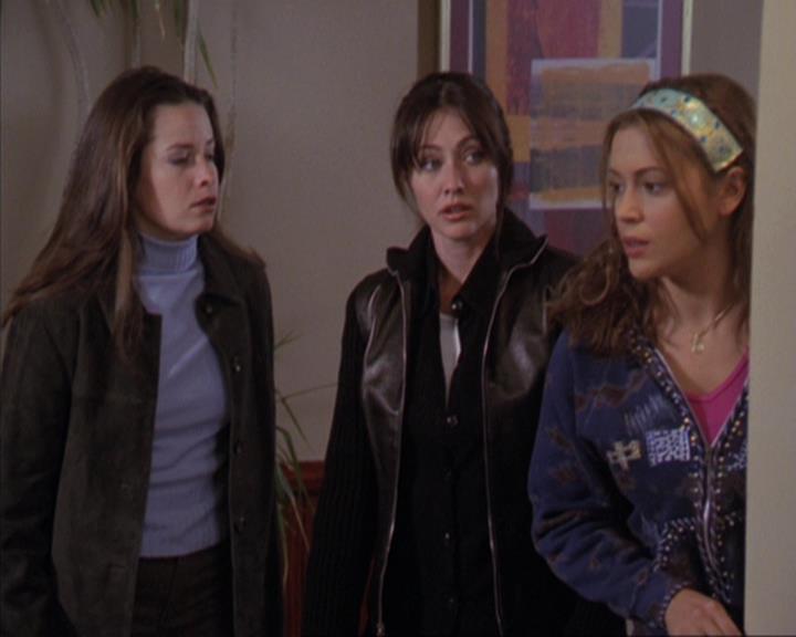 Charmed-Online-dot-312WrestlingWithDemons1213.jpg Charmed-Online-dot-312WrestlingWithDemons1213.jpg