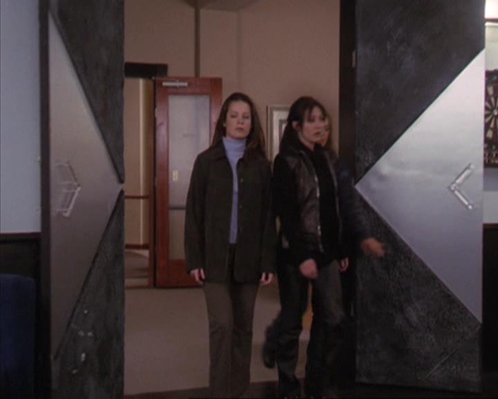 Charmed-Online-dot-312WrestlingWithDemons1223.jpg Charmed-Online-dot-312WrestlingWithDemons1223.jpg