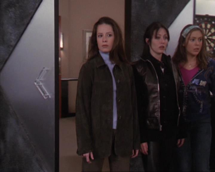 Charmed-Online-dot-312WrestlingWithDemons1224.jpg Charmed-Online-dot-312WrestlingWithDemons1224.jpg