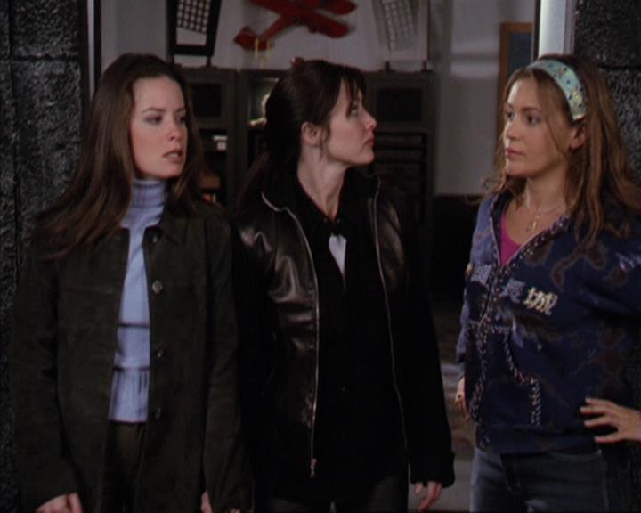 Charmed-Online-dot-312WrestlingWithDemons1350.jpg Charmed-Online-dot-312WrestlingWithDemons1350.jpg