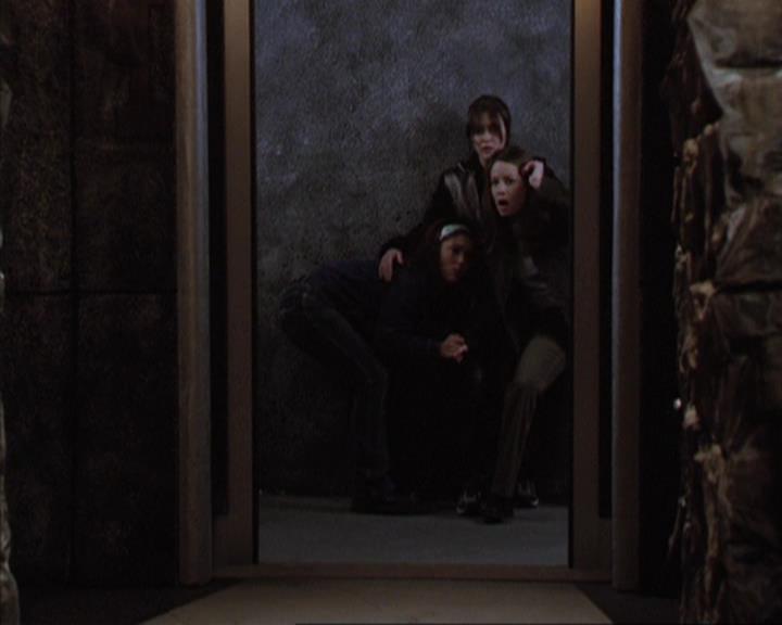 Charmed-Online-dot-312WrestlingWithDemons1365.jpg Charmed-Online-dot-312WrestlingWithDemons1365.jpg