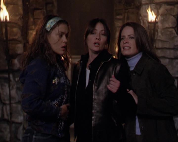 Charmed-Online-dot-312WrestlingWithDemons1437.jpg Charmed-Online-dot-312WrestlingWithDemons1437.jpg