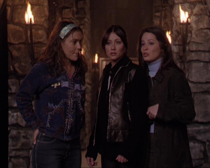 Charmed-Online-dot-312WrestlingWithDemons1458.jpg Charmed-Online-dot-312WrestlingWithDemons1458.jpg