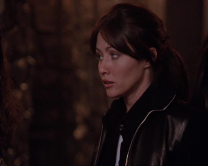 Charmed-Online-dot-312WrestlingWithDemons1483.jpg Charmed-Online-dot-312WrestlingWithDemons1483.jpg