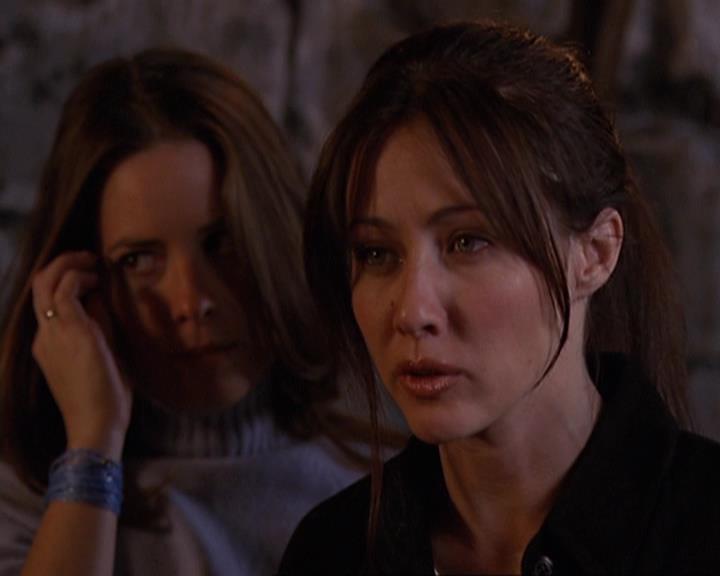 Charmed-Online-dot-312WrestlingWithDemons1732.jpg Charmed-Online-dot-312WrestlingWithDemons1732.jpg