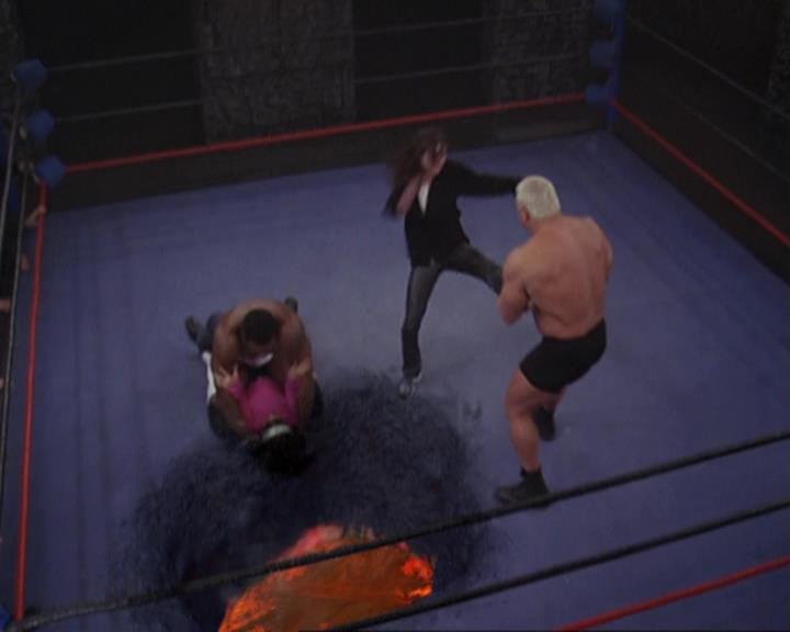 Charmed-Online-dot-312WrestlingWithDemons1889.jpg Charmed-Online-dot-312WrestlingWithDemons1889.jpg