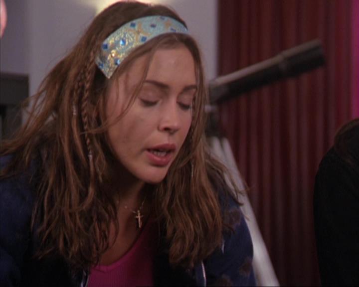 Charmed-Online-dot-312WrestlingWithDemons1983.jpg Charmed-Online-dot-312WrestlingWithDemons1983.jpg