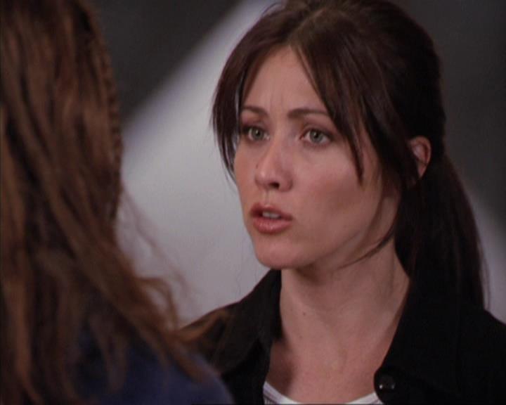 Charmed-Online-dot-312WrestlingWithDemons2035.jpg Charmed-Online-dot-312WrestlingWithDemons2035.jpg