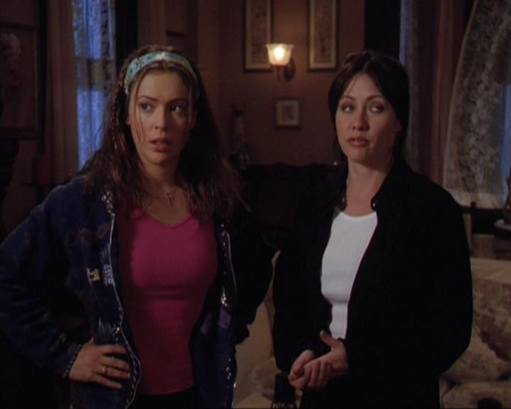 Charmed-Online-dot-312WrestlingWithDemons2115.jpg Charmed-Online-dot-312WrestlingWithDemons2115.jpg