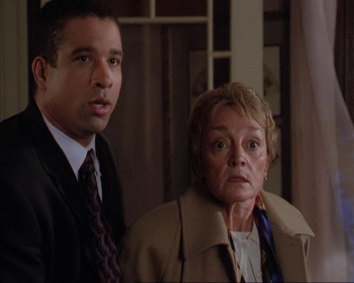 Charmed-Online-dot-312WrestlingWithDemons2125.jpg Charmed-Online-dot-312WrestlingWithDemons2125.jpg