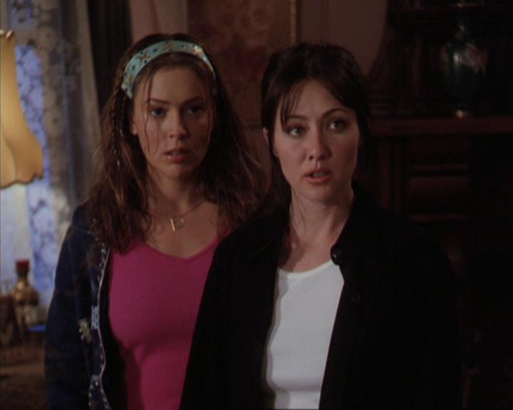 Charmed-Online-dot-312WrestlingWithDemons2127.jpg Charmed-Online-dot-312WrestlingWithDemons2127.jpg