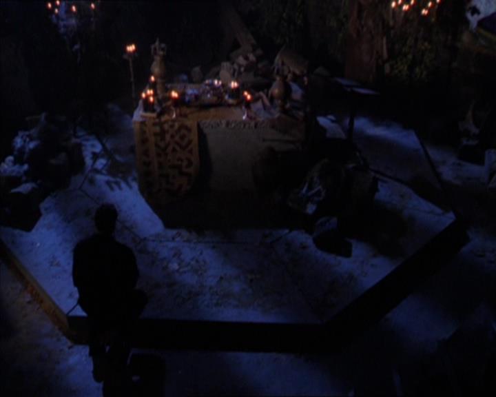 Charmed-Online-dot-313BrideAndGloom0341.jpg Charmed-Online-dot-313BrideAndGloom0341.jpg