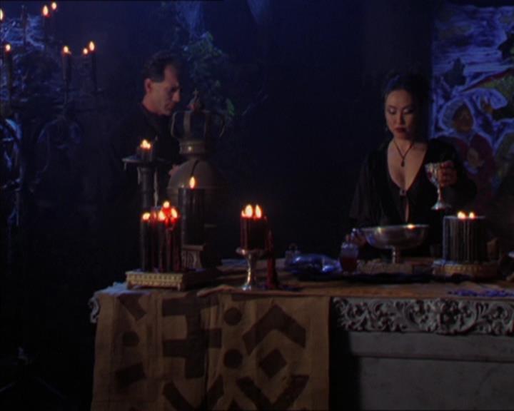 Charmed-Online-dot-313BrideAndGloom0379.jpg Charmed-Online-dot-313BrideAndGloom0379.jpg