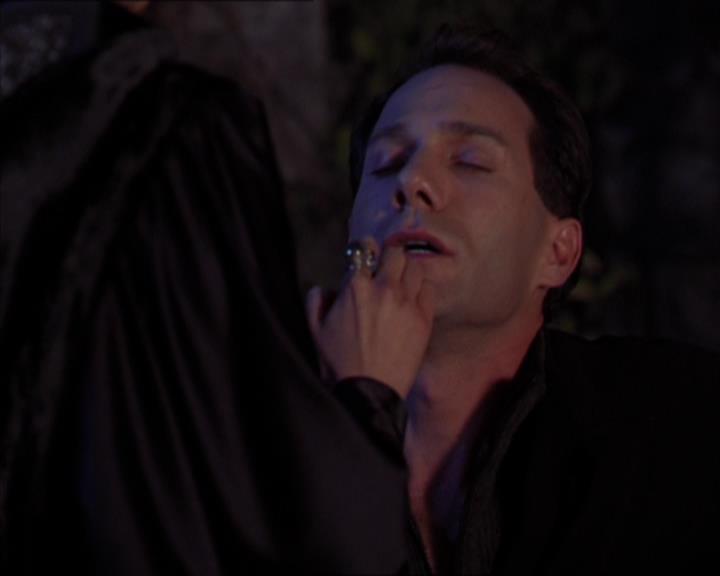 Charmed-Online-dot-313BrideAndGloom0434.jpg Charmed-Online-dot-313BrideAndGloom0434.jpg