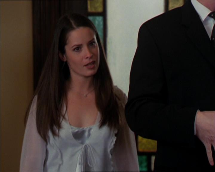 Charmed-Online-dot-313BrideAndGloom1405.jpg Charmed-Online-dot-313BrideAndGloom1405.jpg