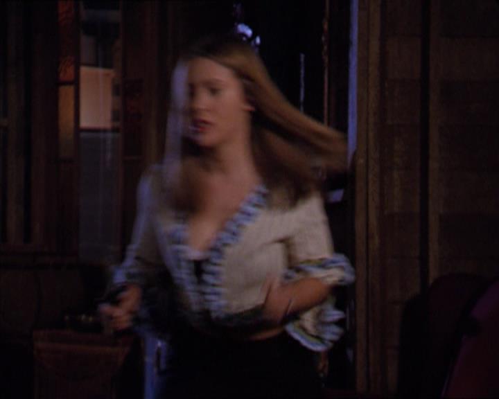 Charmed-Online-dot-313BrideAndGloom1817.jpg Charmed-Online-dot-313BrideAndGloom1817.jpg