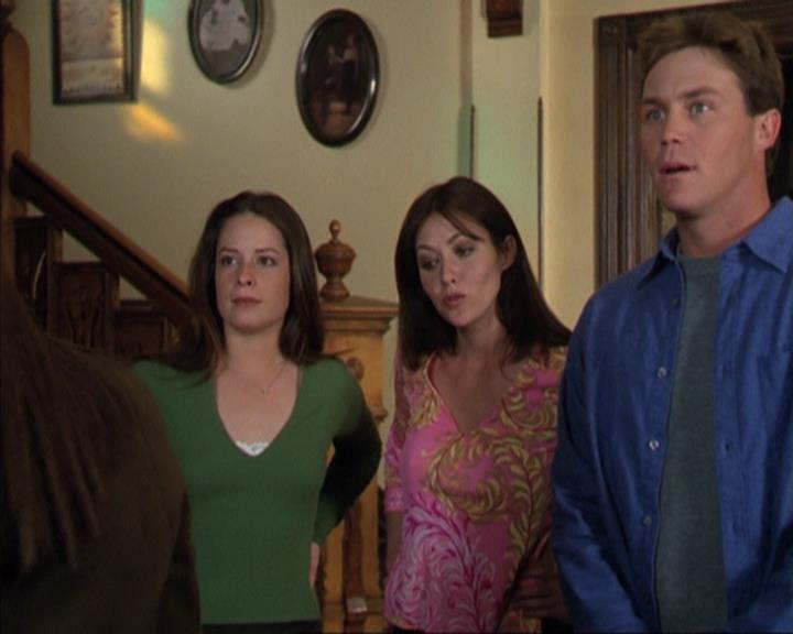 Charmed-Online-dot-314TheGoodTheBadAndTheCursed0331.jpg Charmed-Online-dot-314TheGoodTheBadAndTheCursed0331.jpg