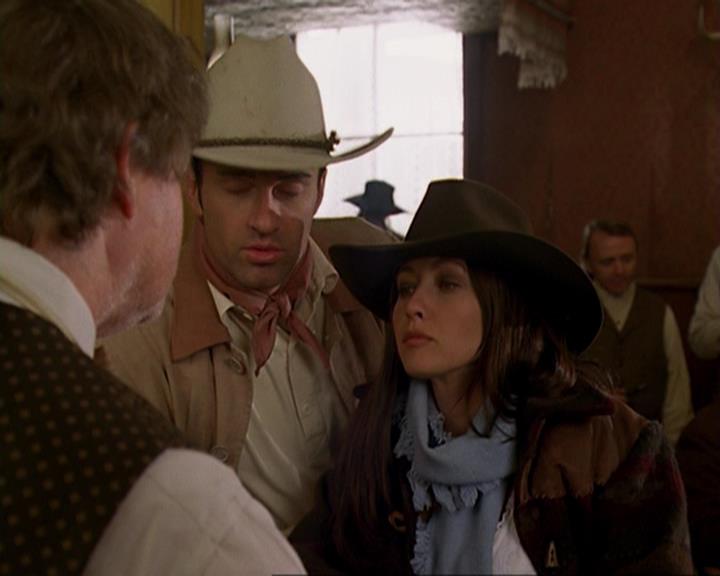 Charmed-Online-dot-314TheGoodTheBadAndTheCursed0904.jpg Charmed-Online-dot-314TheGoodTheBadAndTheCursed0904.jpg