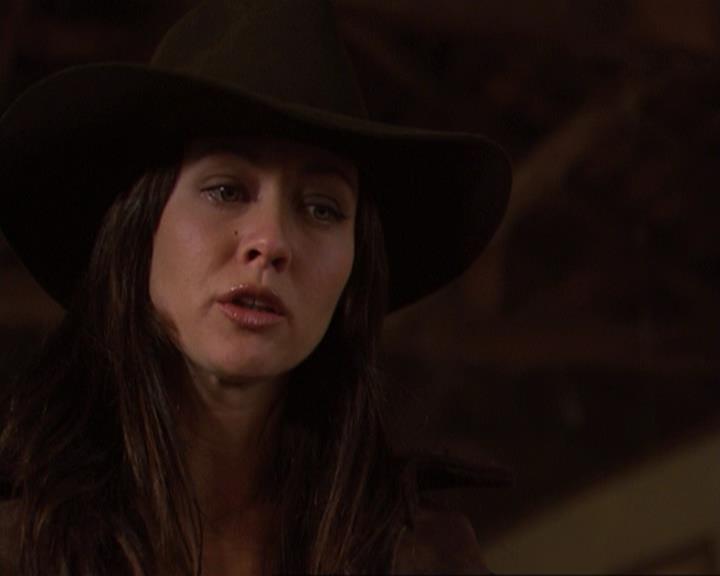 Charmed-Online-dot-314TheGoodTheBadAndTheCursed1621.jpg Charmed-Online-dot-314TheGoodTheBadAndTheCursed1621.jpg