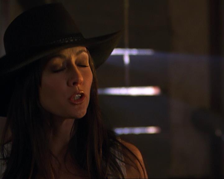 Charmed-Online-dot-314TheGoodTheBadAndTheCursed1882.jpg Charmed-Online-dot-314TheGoodTheBadAndTheCursed1882.jpg