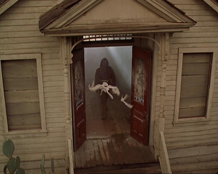 Charmed-Online-dot-314TheGoodTheBadAndTheCursed1946.jpg Charmed-Online-dot-314TheGoodTheBadAndTheCursed1946.jpg